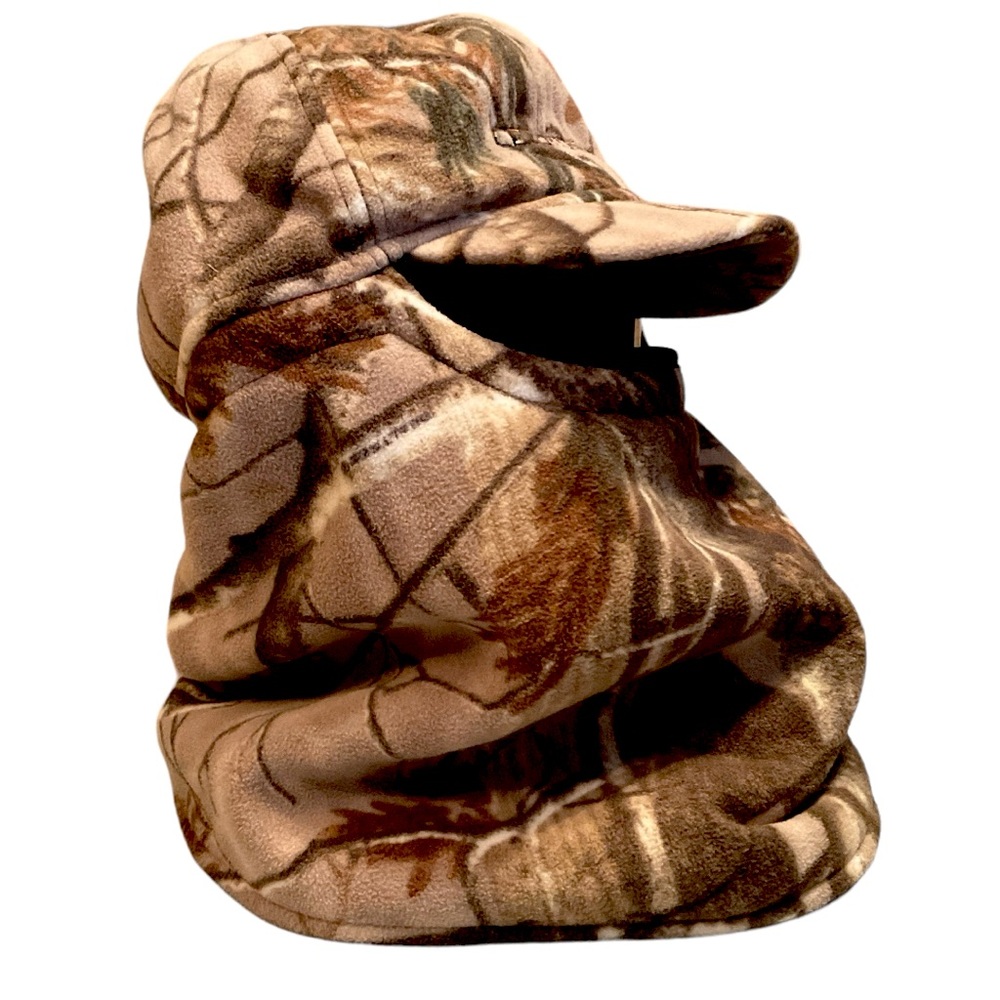 ICE ARMOR  Neck Gaiter, Hat With Visor All in One